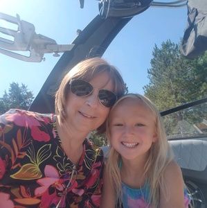 Meet your Posher, Deb